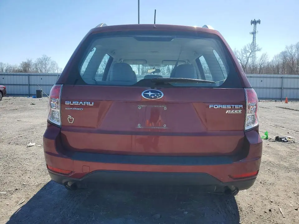 2013 SUBARU FORESTER 2.5X  