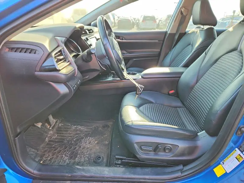 2020 TOYOTA CAMRY   
