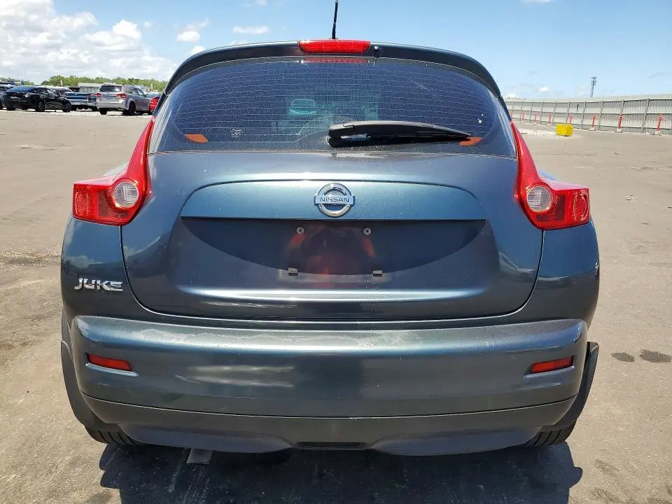 2013 NISSAN JUKE S  