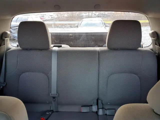 2013 NISSAN FRONTIER S