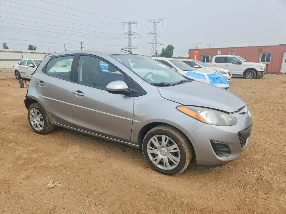 2012 MAZDA MAZDA2   