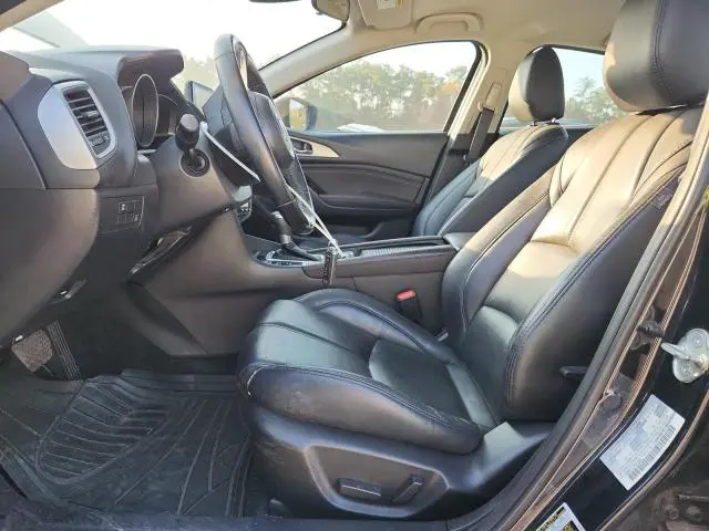 2018 MAZDA 3 TOURING  