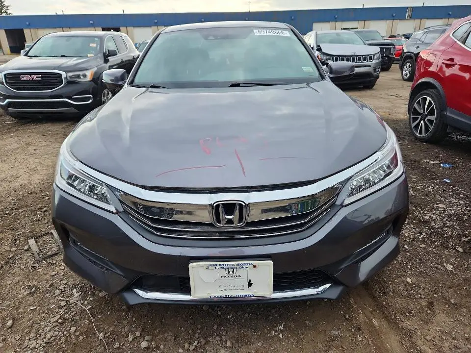 2017 HONDA ACCORD TOURING  