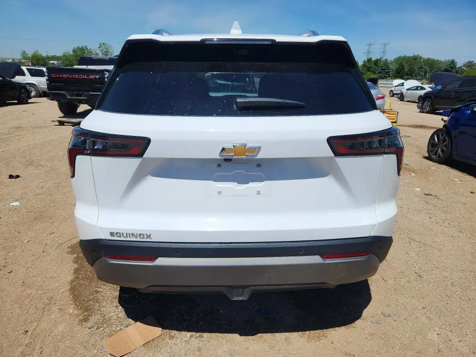 2025 CHEVROLET EQUINOX LT  