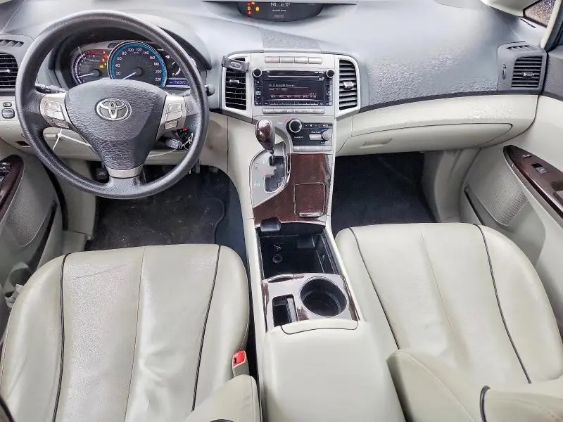 2011 TOYOTA VENZA AWD V6  