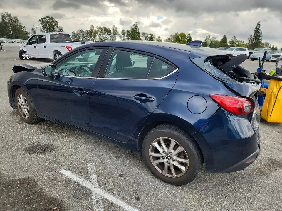 2015 MAZDA 3 TOURING  