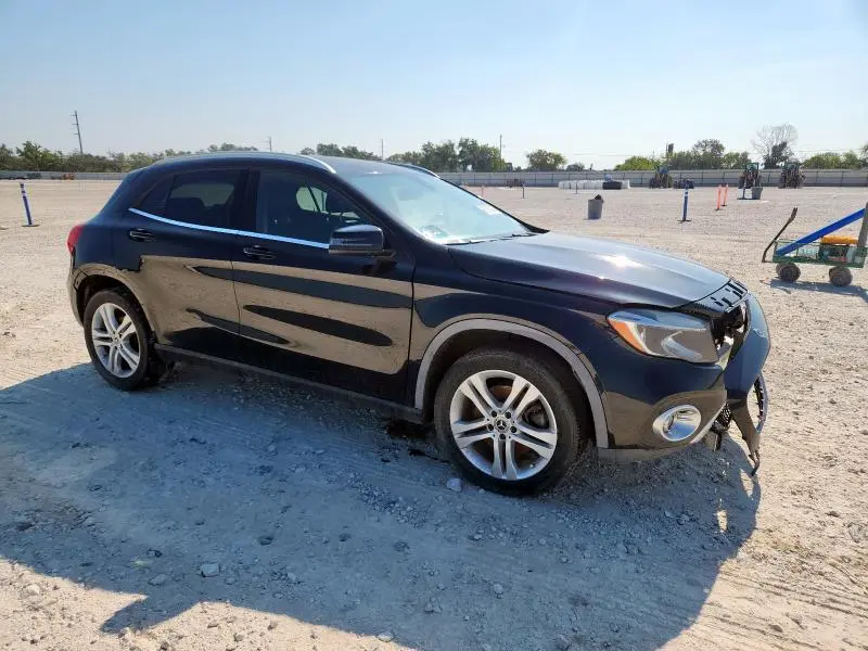 2018 MERCEDES-BENZ GLA 250  
