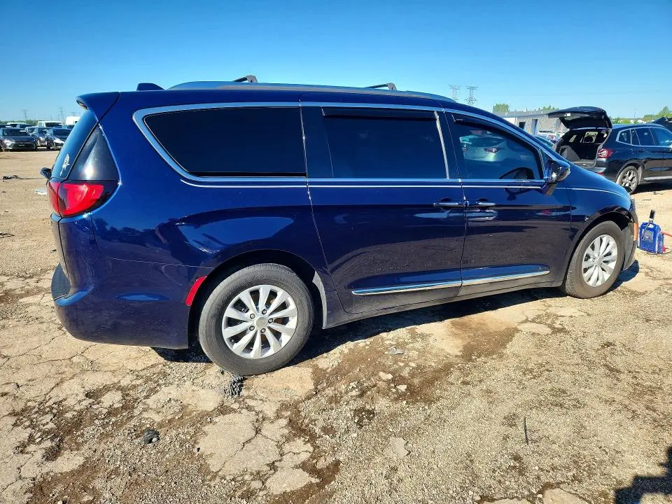 2018 CHRYSLER PACIFICA TOURING L PLUS  