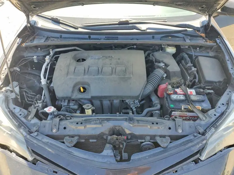 2018 TOYOTA COROLLA SE  