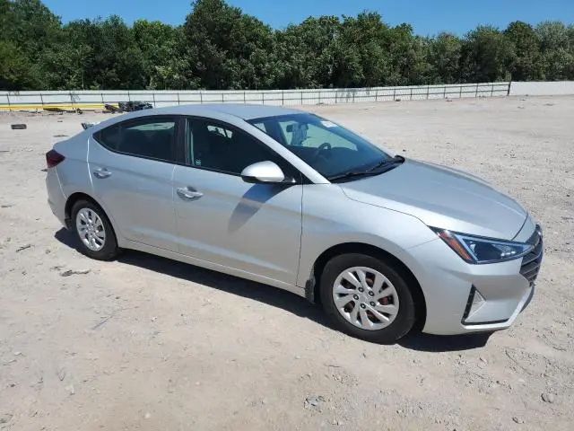 2019 HYUNDAI ELANTRA SE  