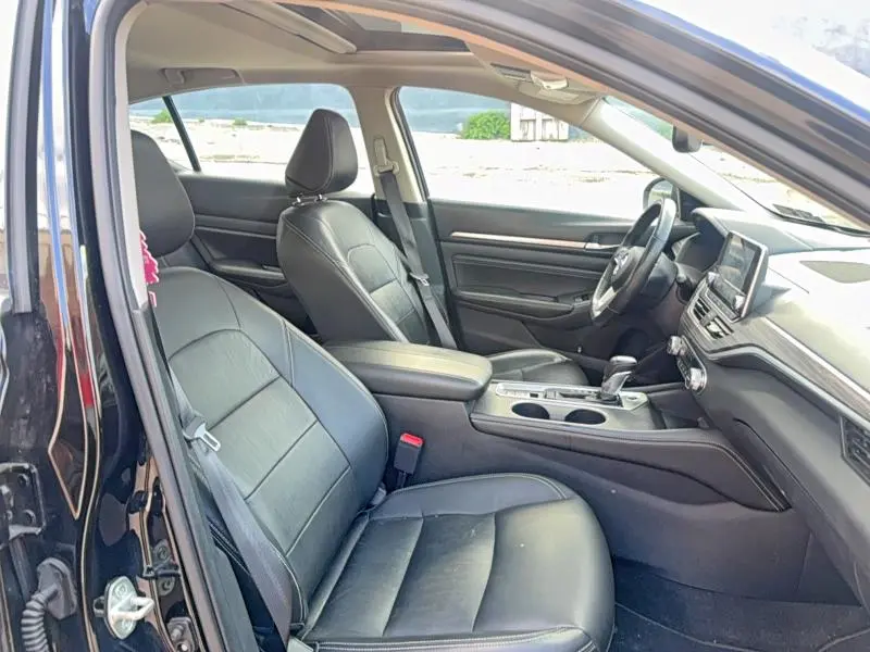 2019 NISSAN ALTIMA SL  