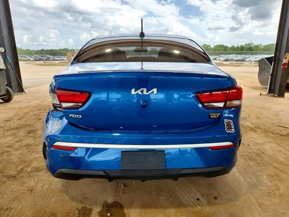 2023 KIA RIO S  