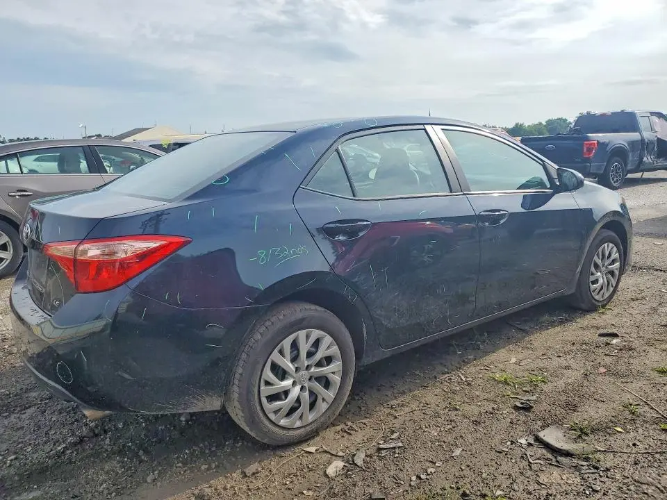 2017 TOYOTA COROLLA LE  