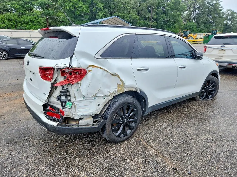 2020 KIA SORENTO S  