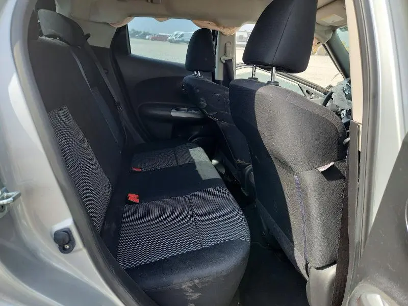 2015 NISSAN JUKE S  