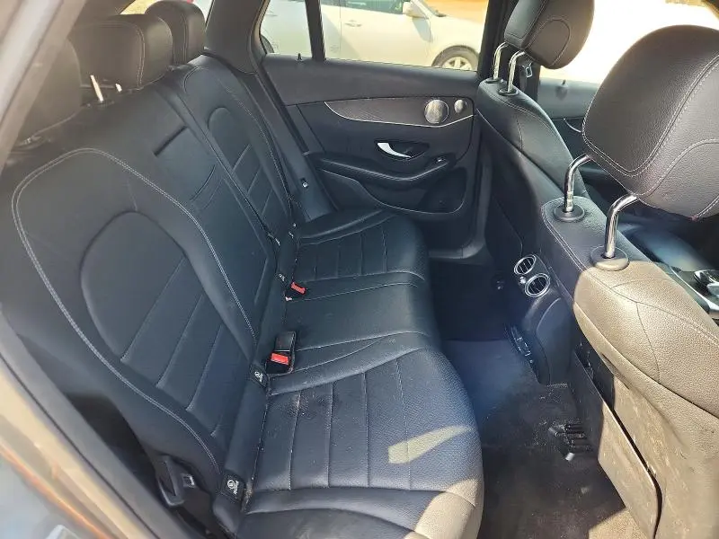2017 MERCEDES-BENZ GLC 300  