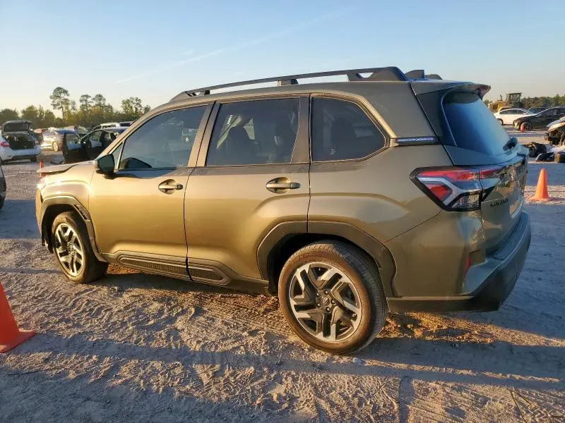 2025 SUBARU FORESTER LIMITED  