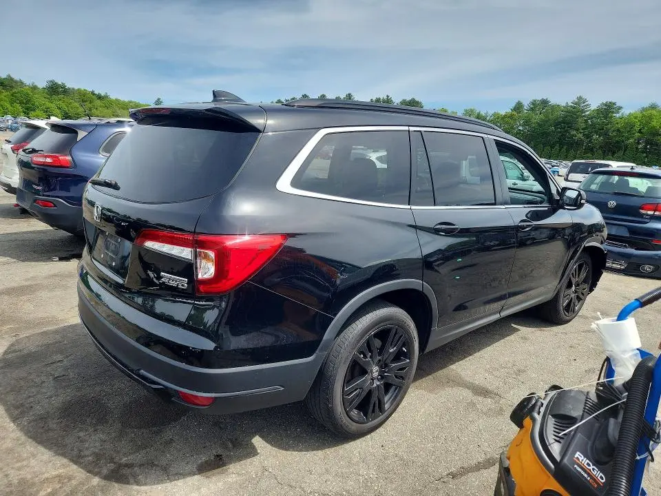 2022 HONDA PILOT SE  