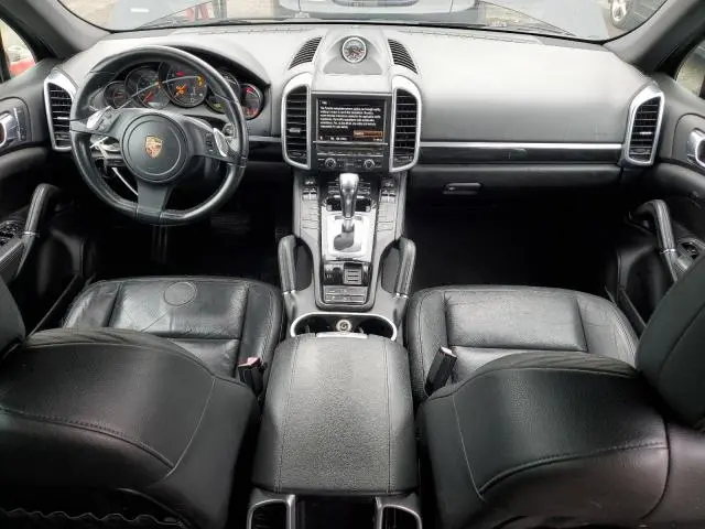 2012 PORSCHE CAYENNE