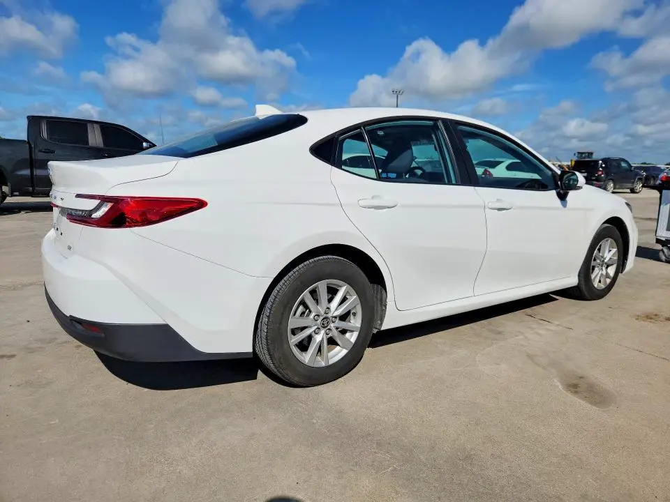 2025 TOYOTA CAMRY LE  