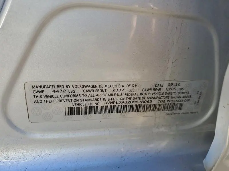 2011 VOLKSWAGEN JETTA TDI  