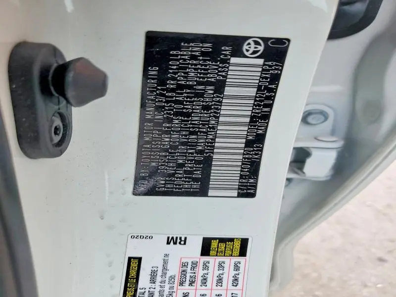 2021 TOYOTA COROLLA LE  