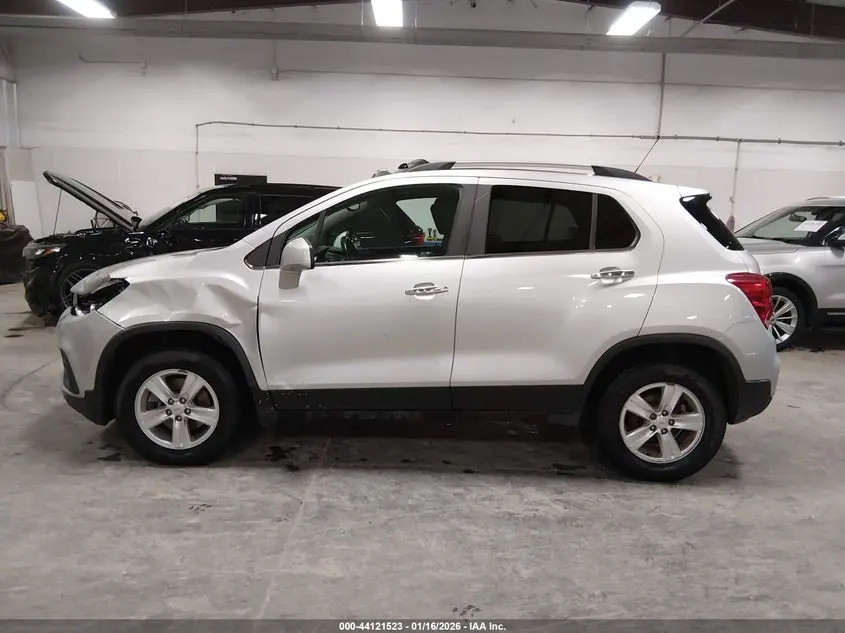 2017 CHEVROLET TRAX LT