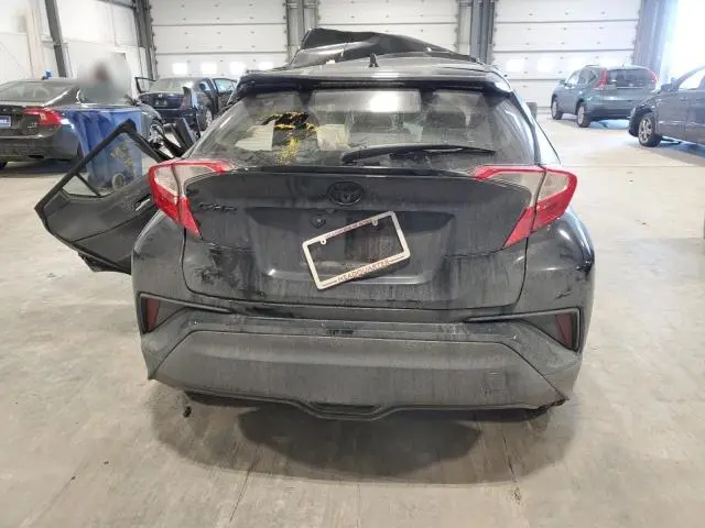 2021 TOYOTA C-HR XLE  