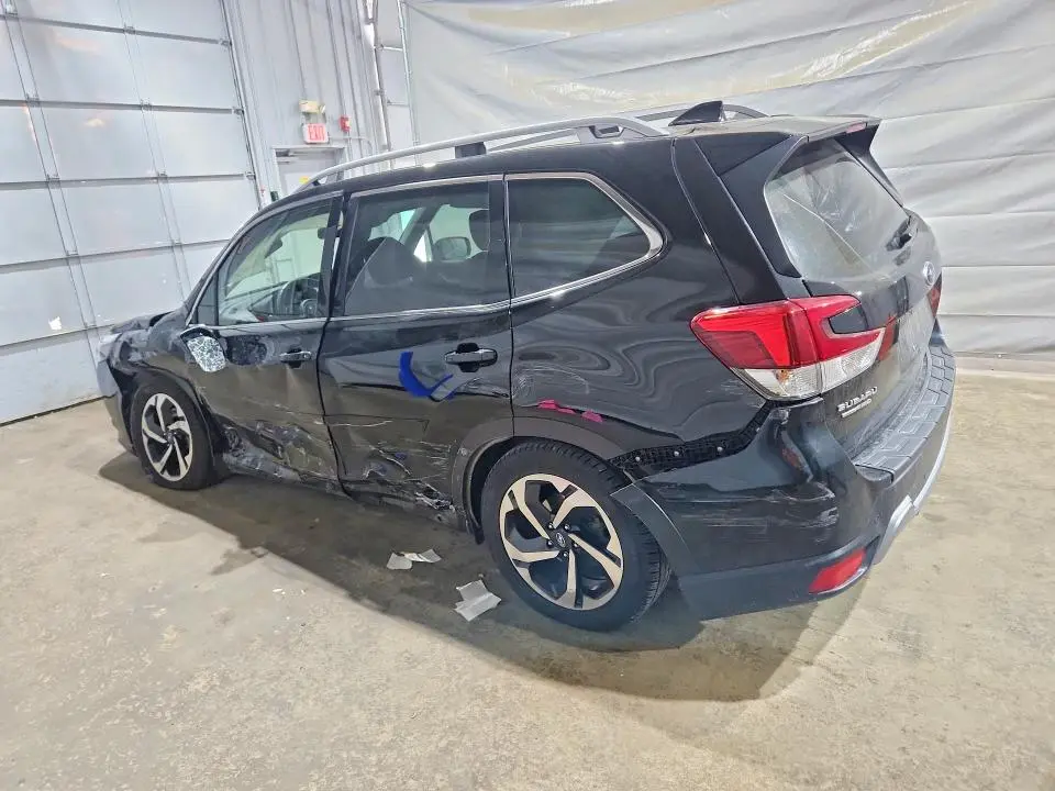 2022 SUBARU FORESTER TOURING  