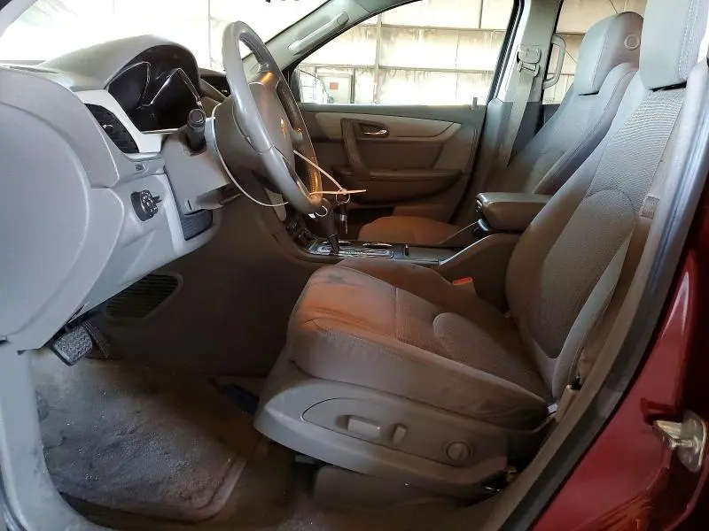 2015 CHEVROLET TRAVERSE LT  