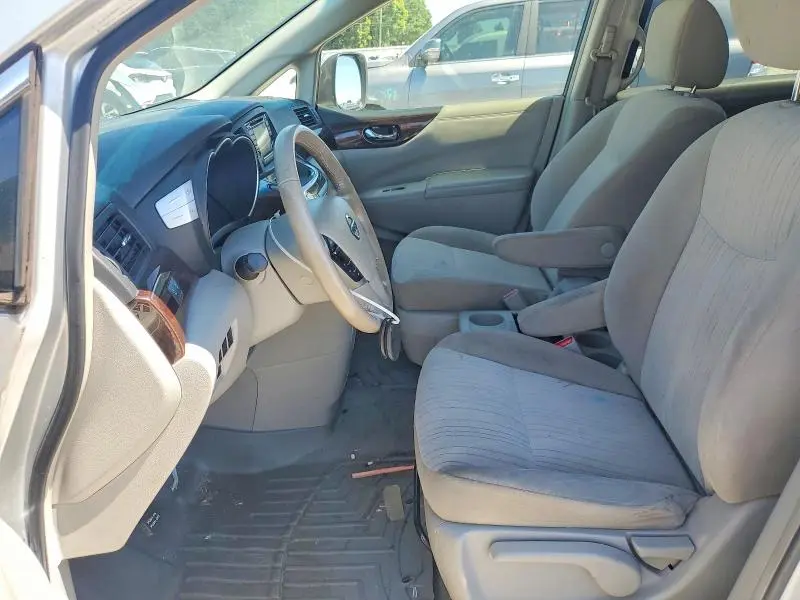 2017 NISSAN QUEST SV  