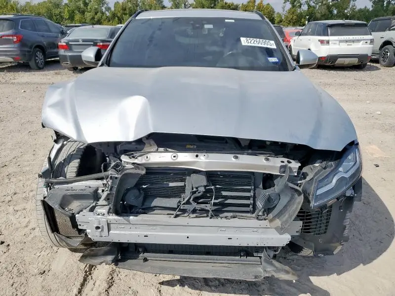 2019 JAGUAR F-PACE R - SPORT  