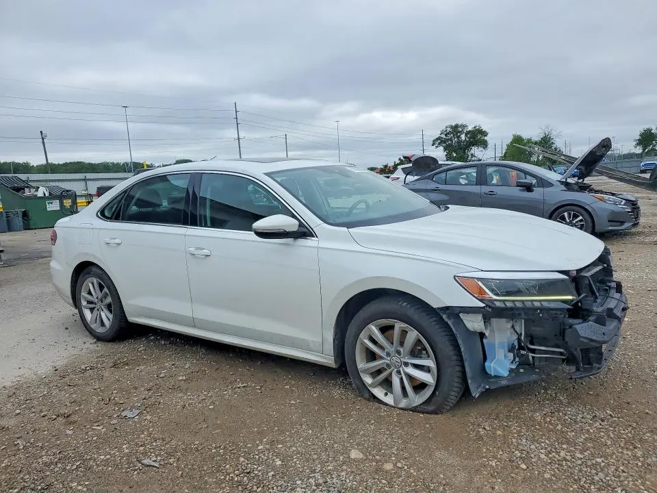 2020 VOLKSWAGEN PASSAT SE  