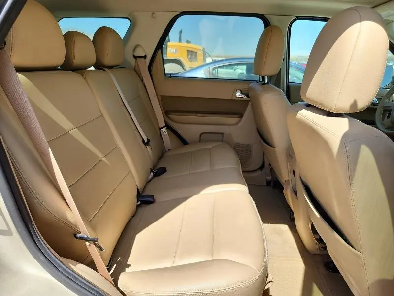 2011 FORD ESCAPE LIMITED  