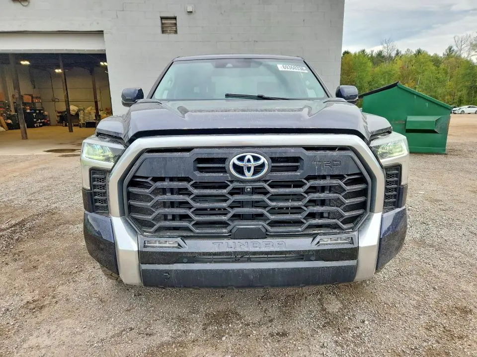 2022 TOYOTA TUNDRA CREWMAX LIMITED  