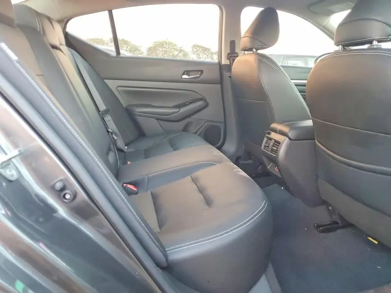 2023 NISSAN ALTIMA SL  