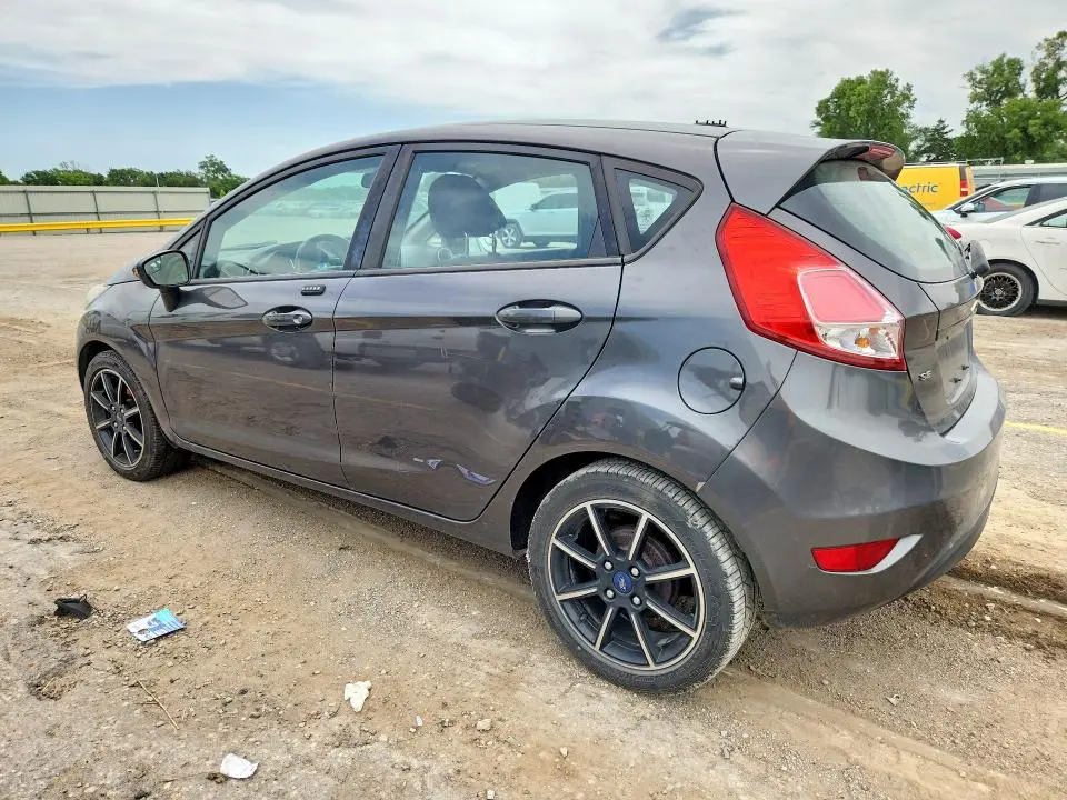 2015 FORD FIESTA SE  