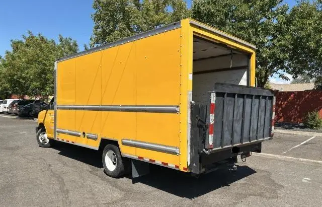 2015 GMC SAVANA CUTAWAY G3500  