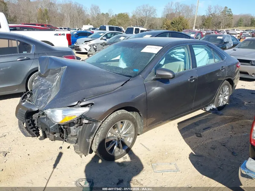 2017 TOYOTA CAMRY XLE