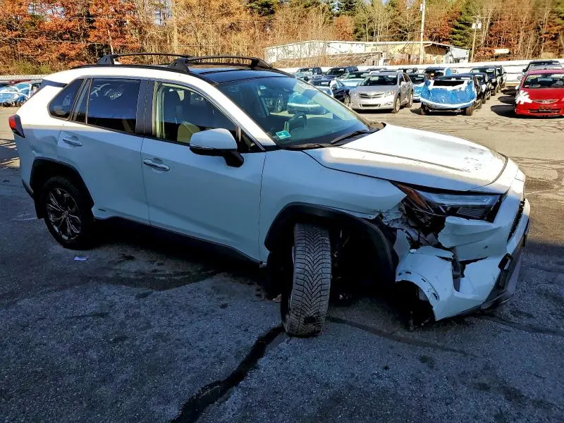 2022 TOYOTA RAV4 LIMITED  