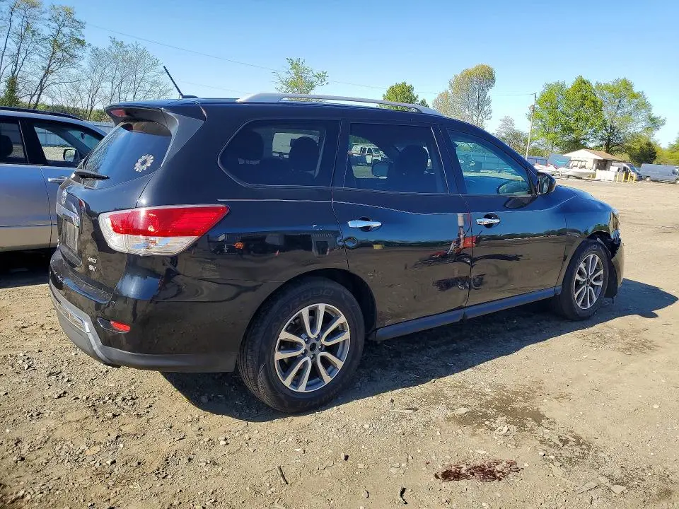 2015 NISSAN PATHFINDER SV  