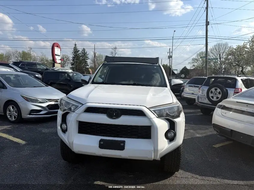 2017 TOYOTA 4RUNNER SR5