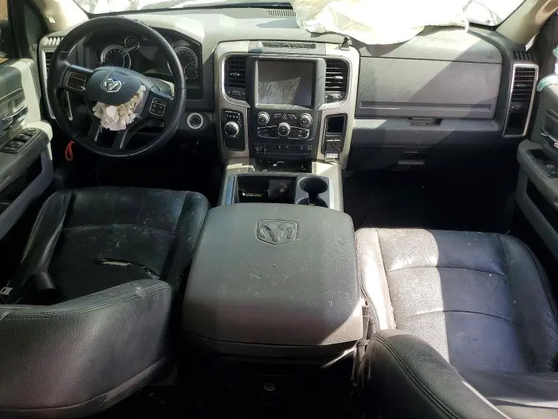2015 RAM 1500 SLT  