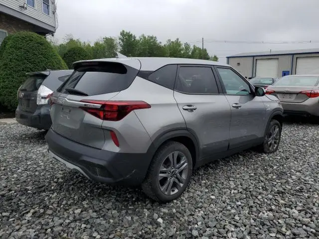 2023 KIA SELTOS LX  