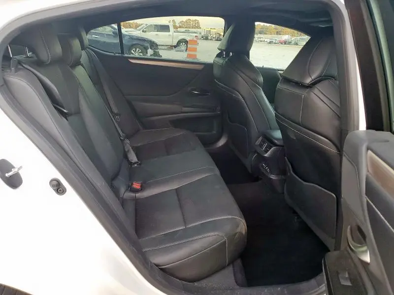 2019 LEXUS ES 350  