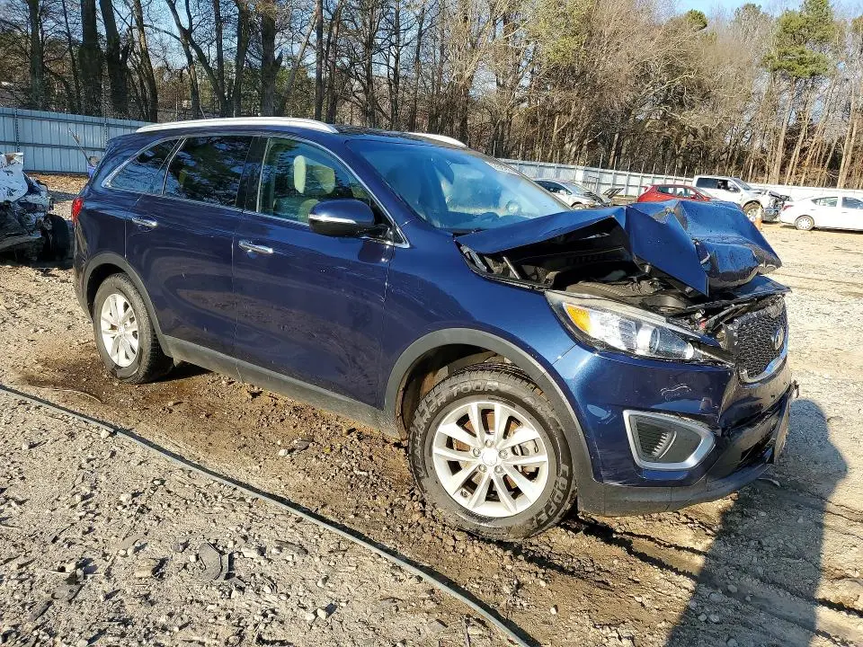 2017 KIA SORENTO LX V6  