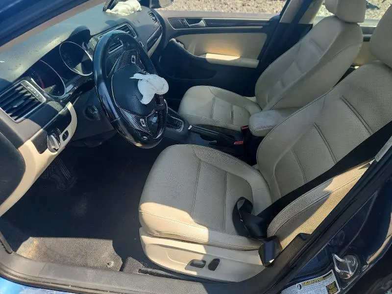 2017 VOLKSWAGEN JETTA SEL  