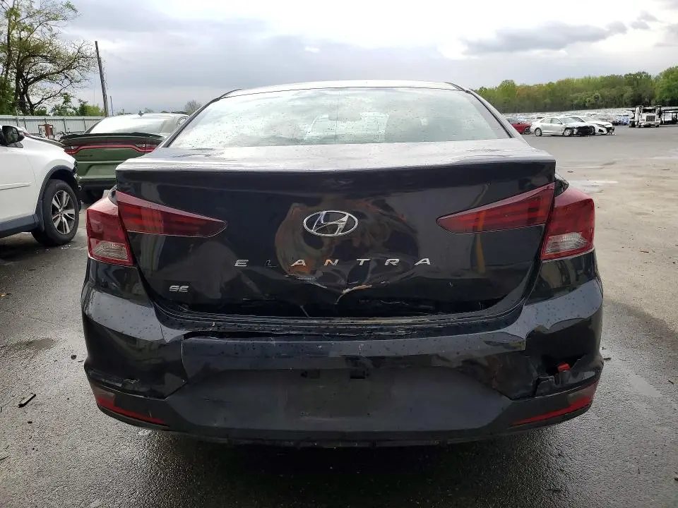 2020 HYUNDAI ELANTRA SE  