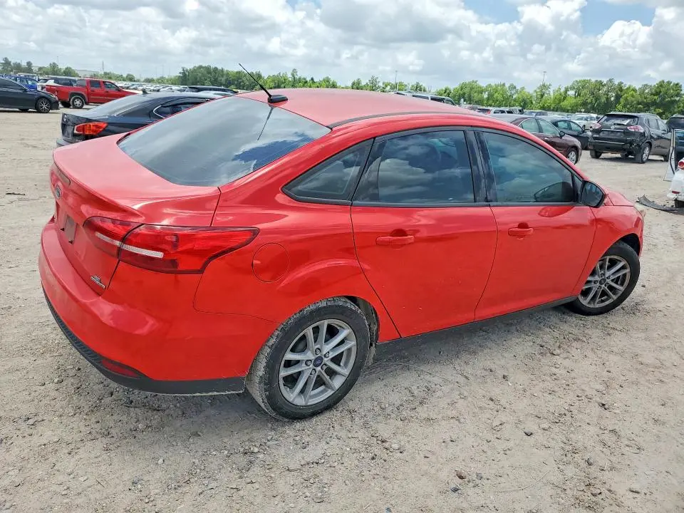 2016 FORD FOCUS SE  