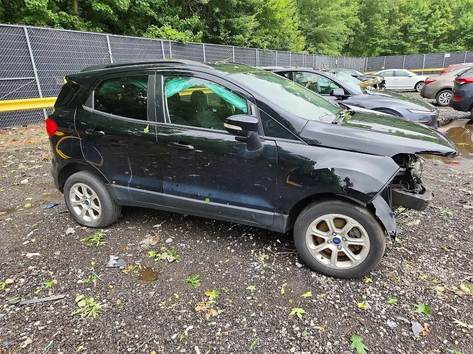 2022 FORD ECOSPORT SE  